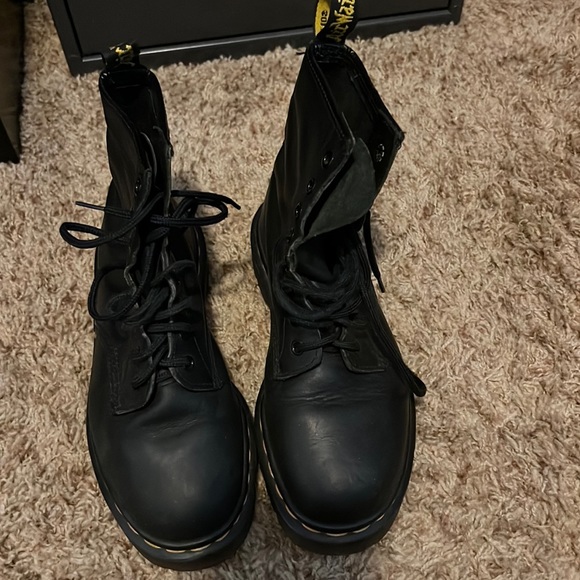 Vintage Dr. Martens boots black size 6 - Picture 1 of 4